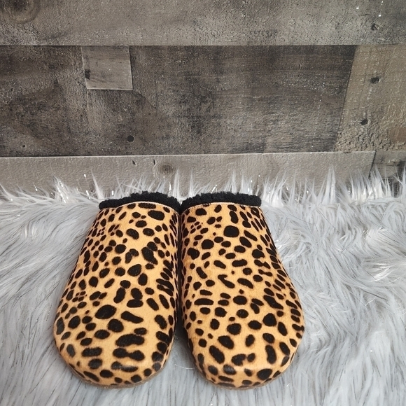 New Johnny Was Cheetah Print Calf Hair Mules 7 - Picture 9 of 13